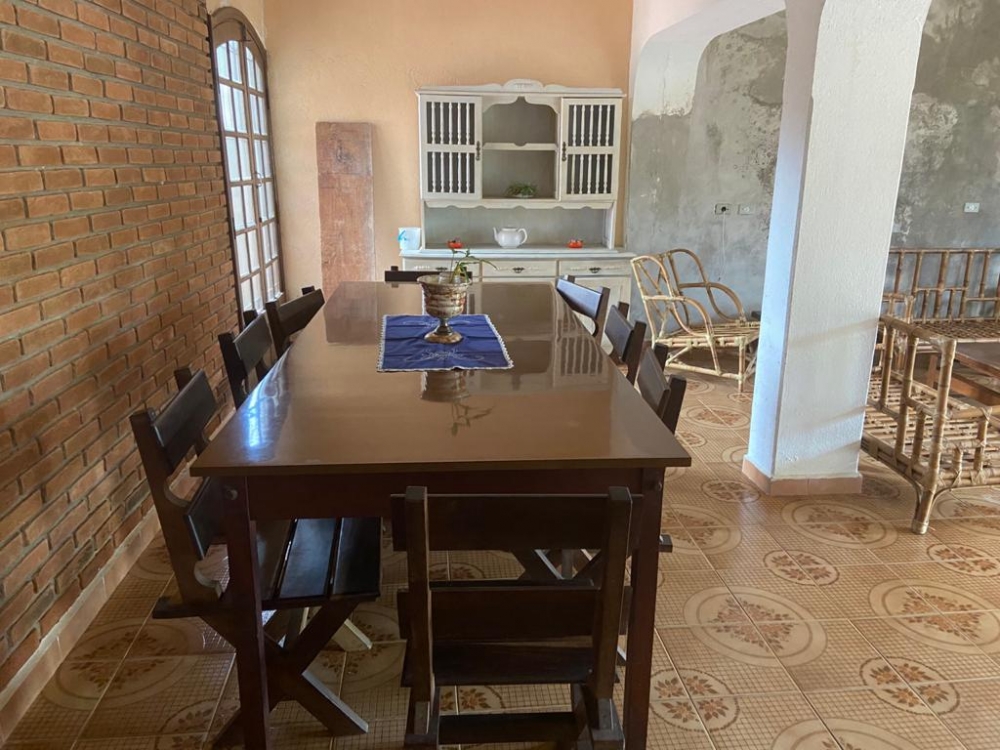 Vendo casa com 02 terrenos e p